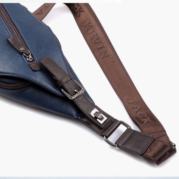 MAN GEAR-CROSSBODY CHEST PACK - Picture 11 of 16